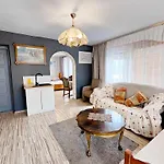 U Dany Quarto em Acomodações Particulares